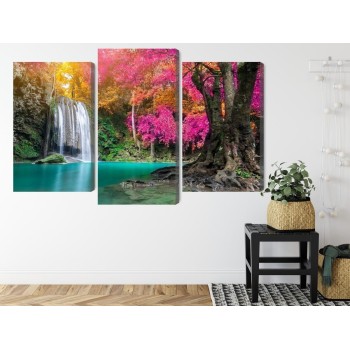 Mehrteiliges Bild Ein Schöner Waldwasserfall
