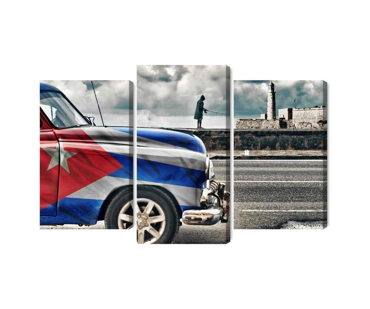 Mehrteiliges Bild Ein Auto Mit Kubanischer Flagge Auf Den Straßen Von Havanna