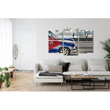 Mehrteiliges Bild Ein Auto Mit Kubanischer Flagge Auf Den Straßen Von Havanna