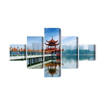 Mehrteiliges Bild Die Berühmte Touristenattraktion Von Kaohsiung