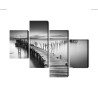 Mehrteiliges Bild Ein Verfallener Pier